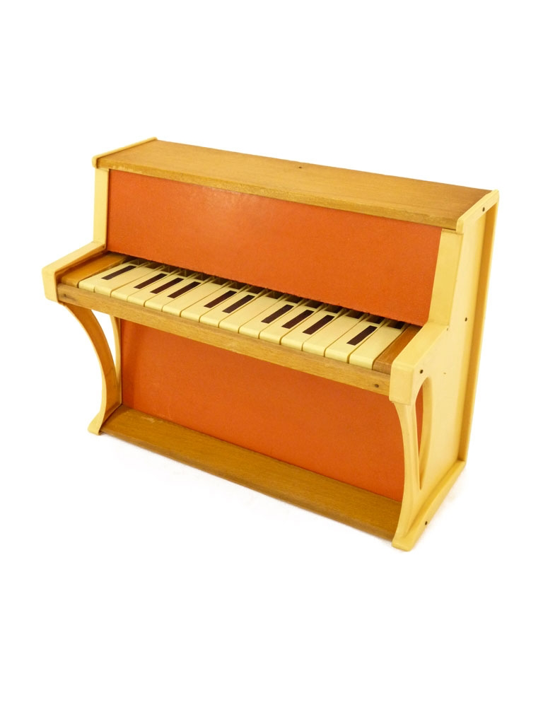 Petit piano droit – L' atelier de Mr Jacques
